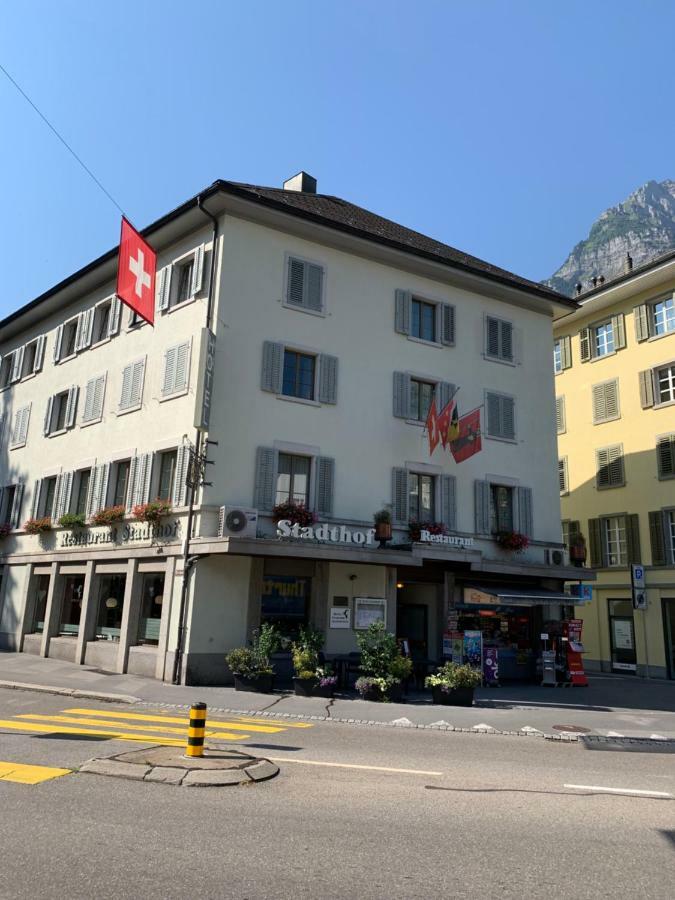 Hotel & Restaurant Stadthof Glarus Exterior photo